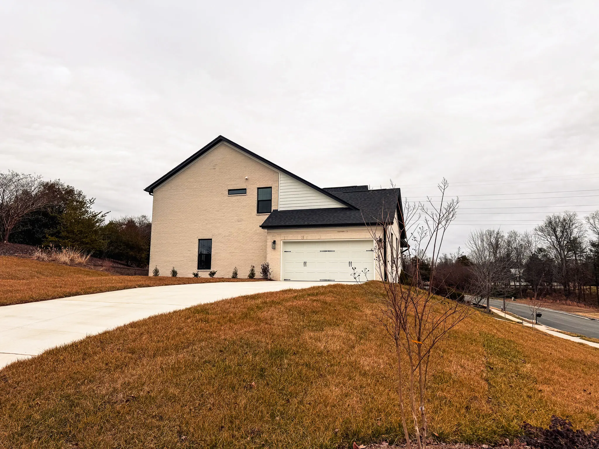 2885 Saint Giles Dr
